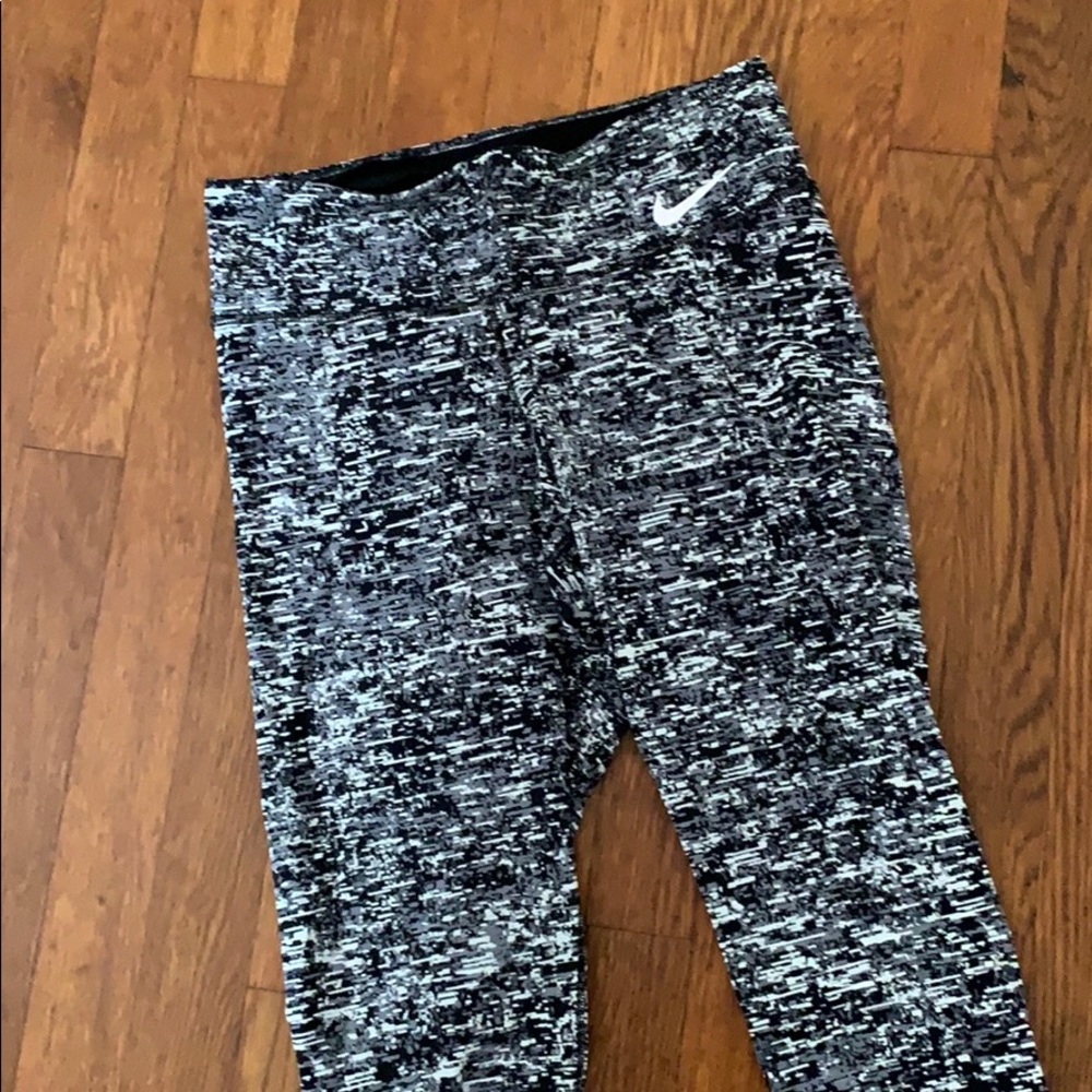 Nike leggings